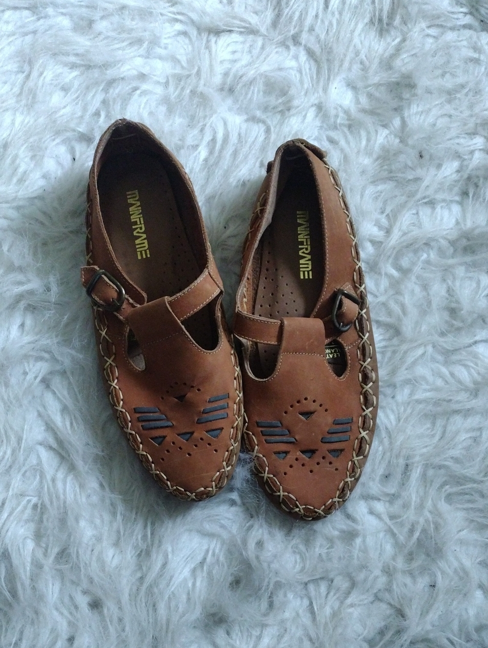 Moccasins Twin-Frame Brown Leather Cutout Mary Jane Flats